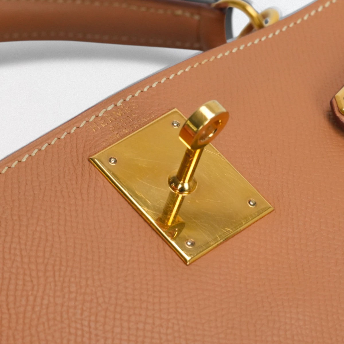 エルメス HERMES ケリー28 ケリー 28 バッグ トートバッグ ショルダーバッグ クシュベル ナチュラル Natural ブラウン Brown 茶 ゴールド金具 ハンドバッグ 内縫い