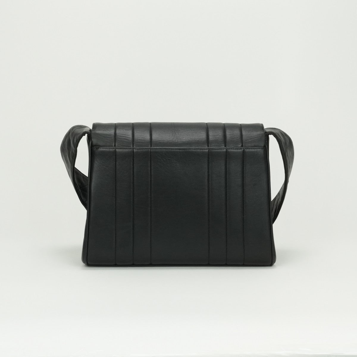 CHANEL CHANEL Mademoiselle Bag Shoulder Bag Lambskin Black Black Gold Hardware Coco Mark Turnlock Shoulder BagMademoiselle