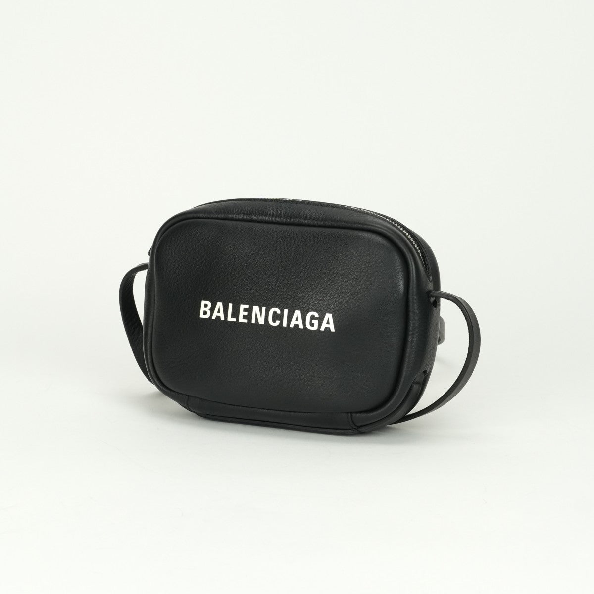 バレンシアガ BALENCIAGA エブリデイ カメラバッグ バッグ ショルダーバッグ レザー ブラック 黒 シルバー金具 ポシェット ミニバッグ