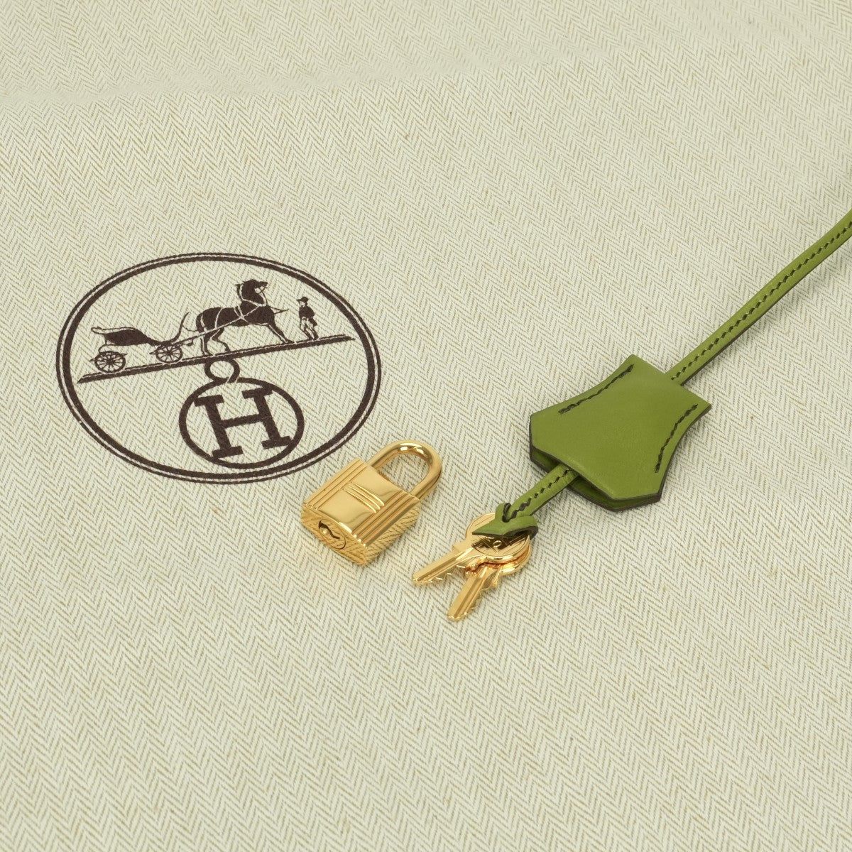 HERMES HERMES Birkin 30 Birkin 30 Bag Tote Bag Swift Anise Green Green Green Gold Hardware Vo Swift