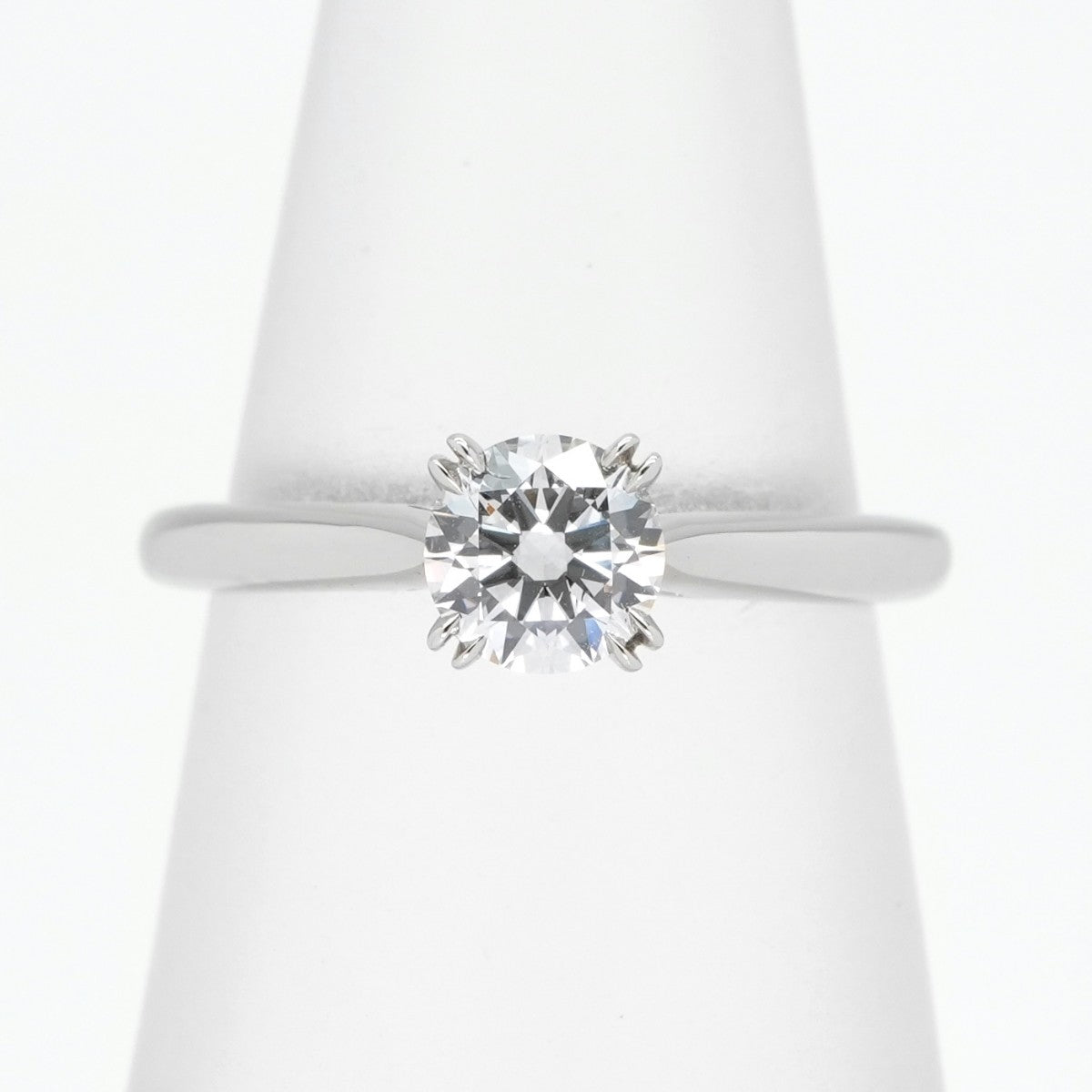 HARRY WINSTON 哈利·温斯顿圆形切割纸牌圈圆形切割纸牌圈纸牌纸牌订婚戒指pt950银钻石戒指订婚戒指铂金