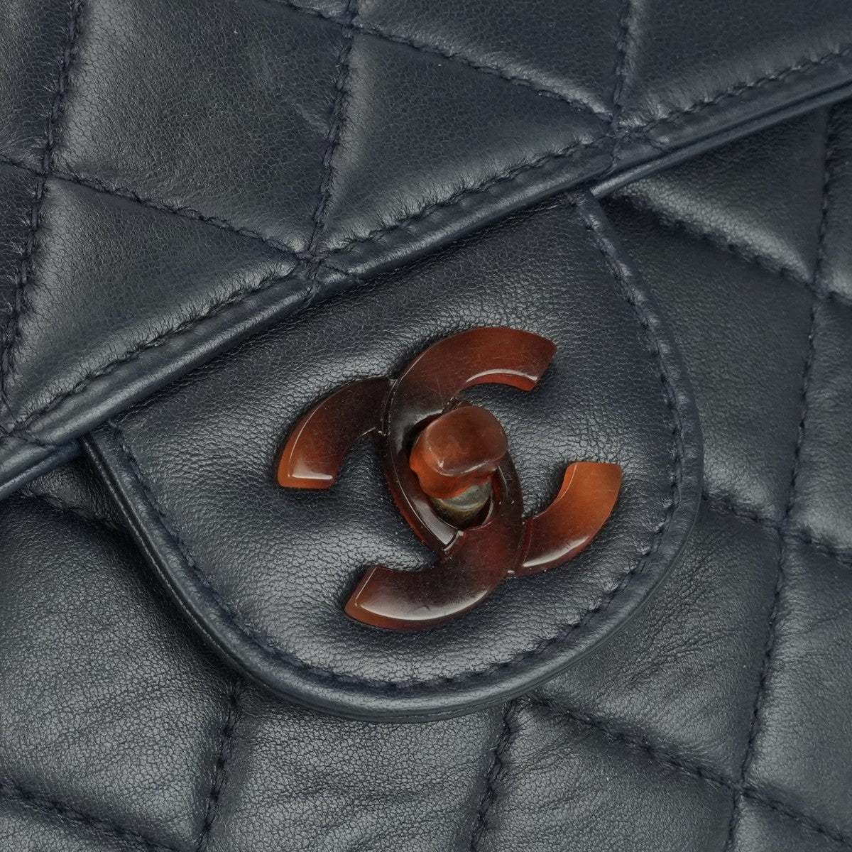 シャネル CHANEL マトラッセ30 デカマトラッセ マトラッセ 30 バッグ ショルダーバッグ ラムスキン ネイビー 紺 青 べっこう色 べっこう柄