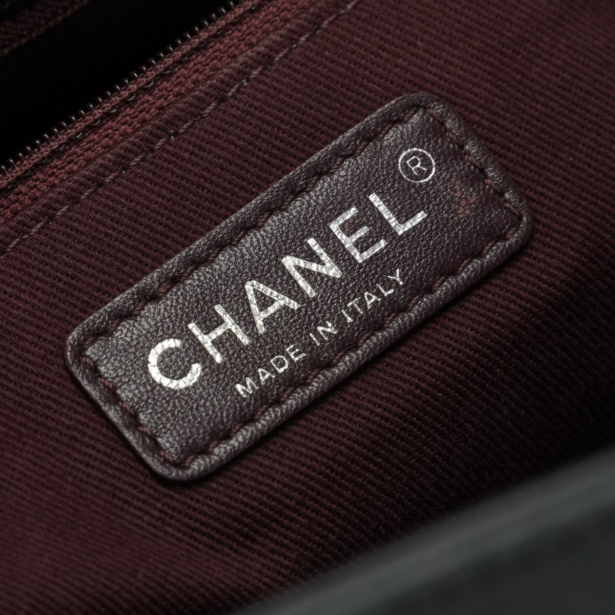 CHANEL 샤넬 Choco bar 토트 백 가죽 블랙 블랙 실버 하드웨어 CHANEL Choco bar 체인 토트