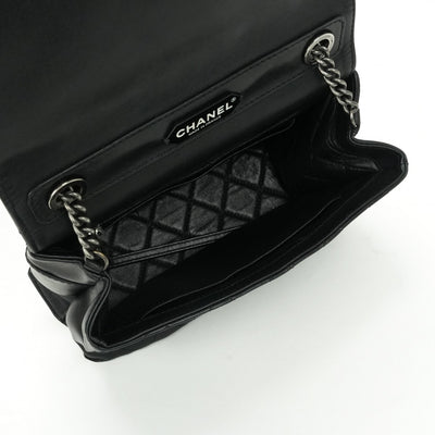 CHANEL 샤넬 Matelass? Coco handle 가방, 토트 백, 숄더 백, 송아지 가죽, 검은 색, 검은 색, 실버 하드웨어 Matelass? 램스킨 숄더백 핸드백