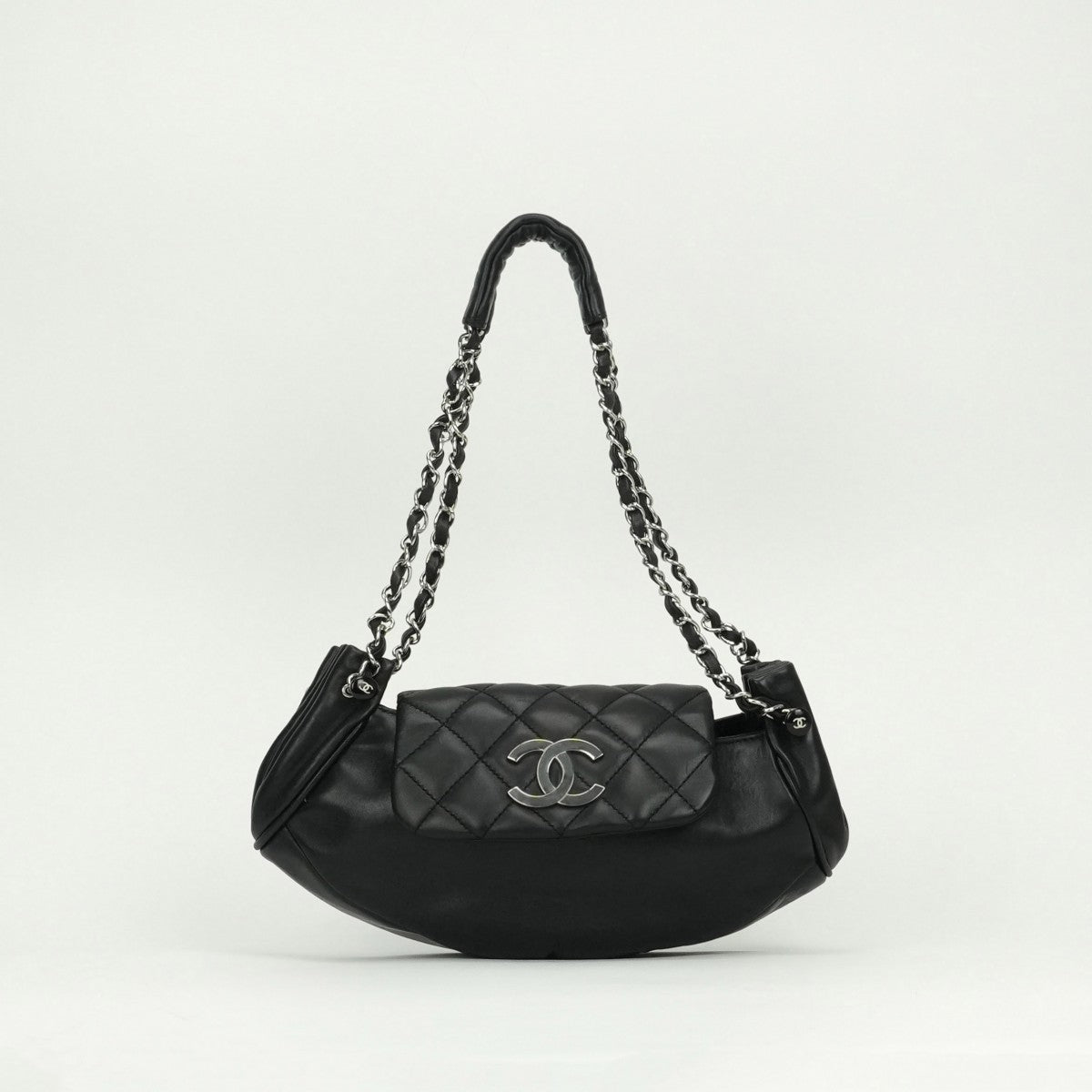 シャネル CHANEL マトラッセ バッグ ショルダーバッグ ラムスキン ブラック black 黒 シルバー金具 チェーンショルダーバッグ ココマーク デカココ