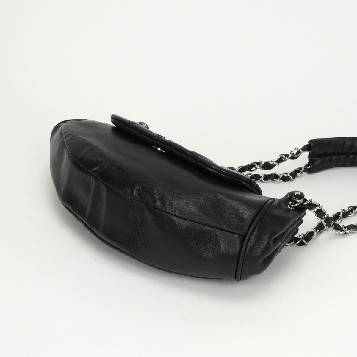 シャネル CHANEL マトラッセ バッグ ショルダーバッグ ラムスキン ブラック black 黒 シルバー金具 チェーンショルダーバッグ ココマーク デカココ