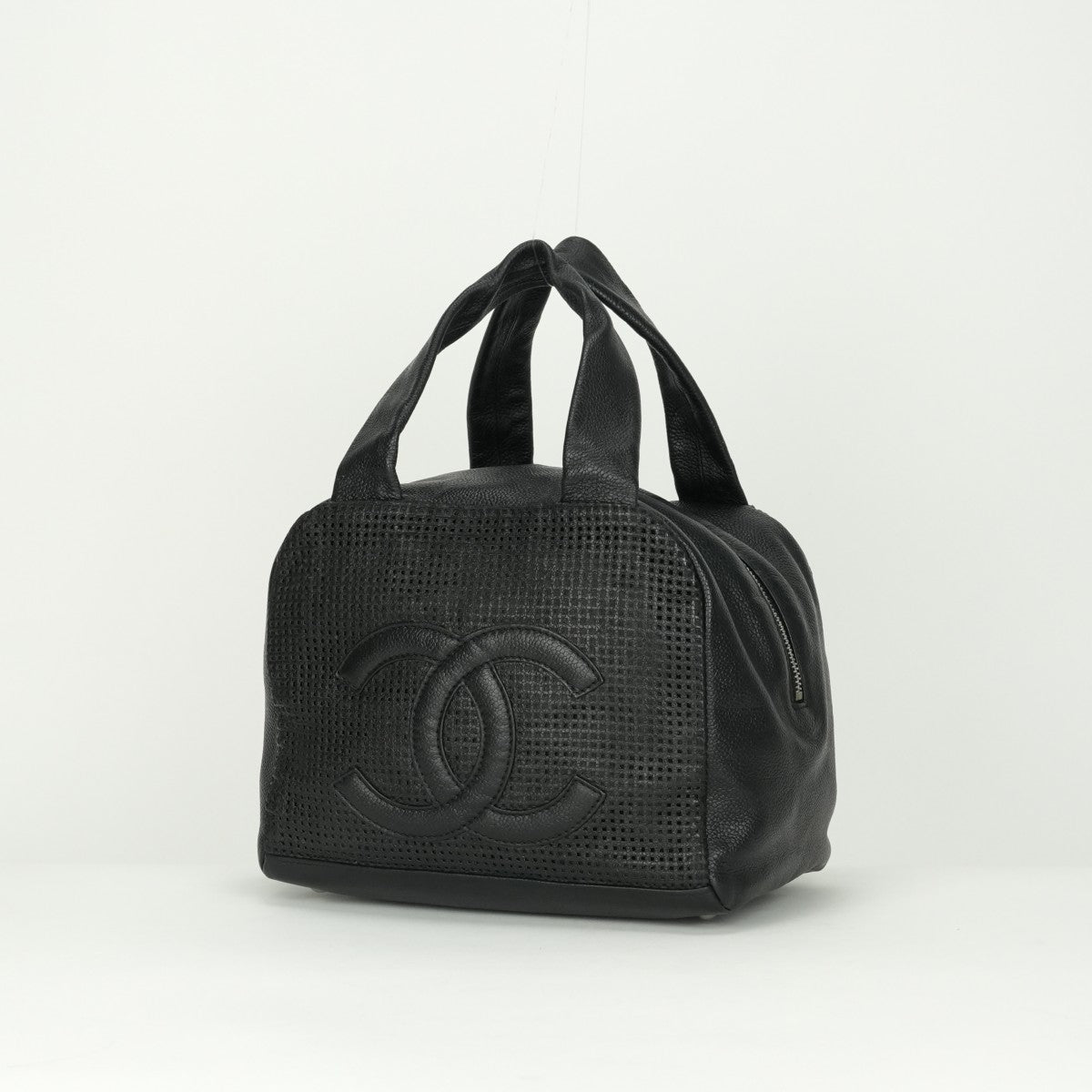 CHANEL 샤넬 코코 마크 펀칭 백 토트 백 캐비어 스킨 블랙 블랙 실버 하드웨어
