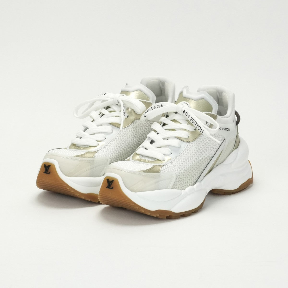 LOUIS VUITTON LOUIS VUITTON Run 55 Run 55 Sneakers Shoes Mixed Material White White