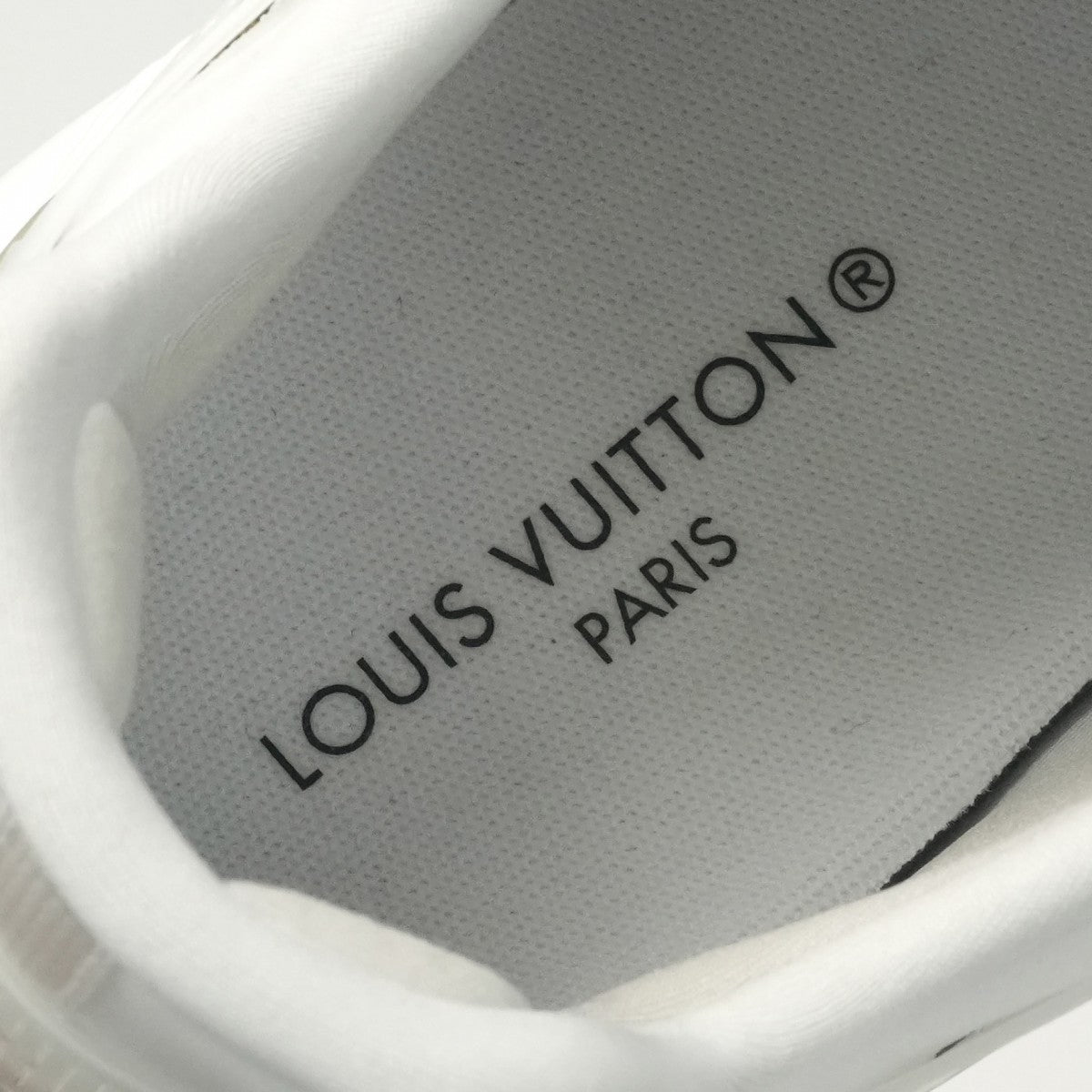 LOUIS VUITTON LOUIS VUITTON Run 55 Run 55 Sneakers Shoes Mixed Material White White