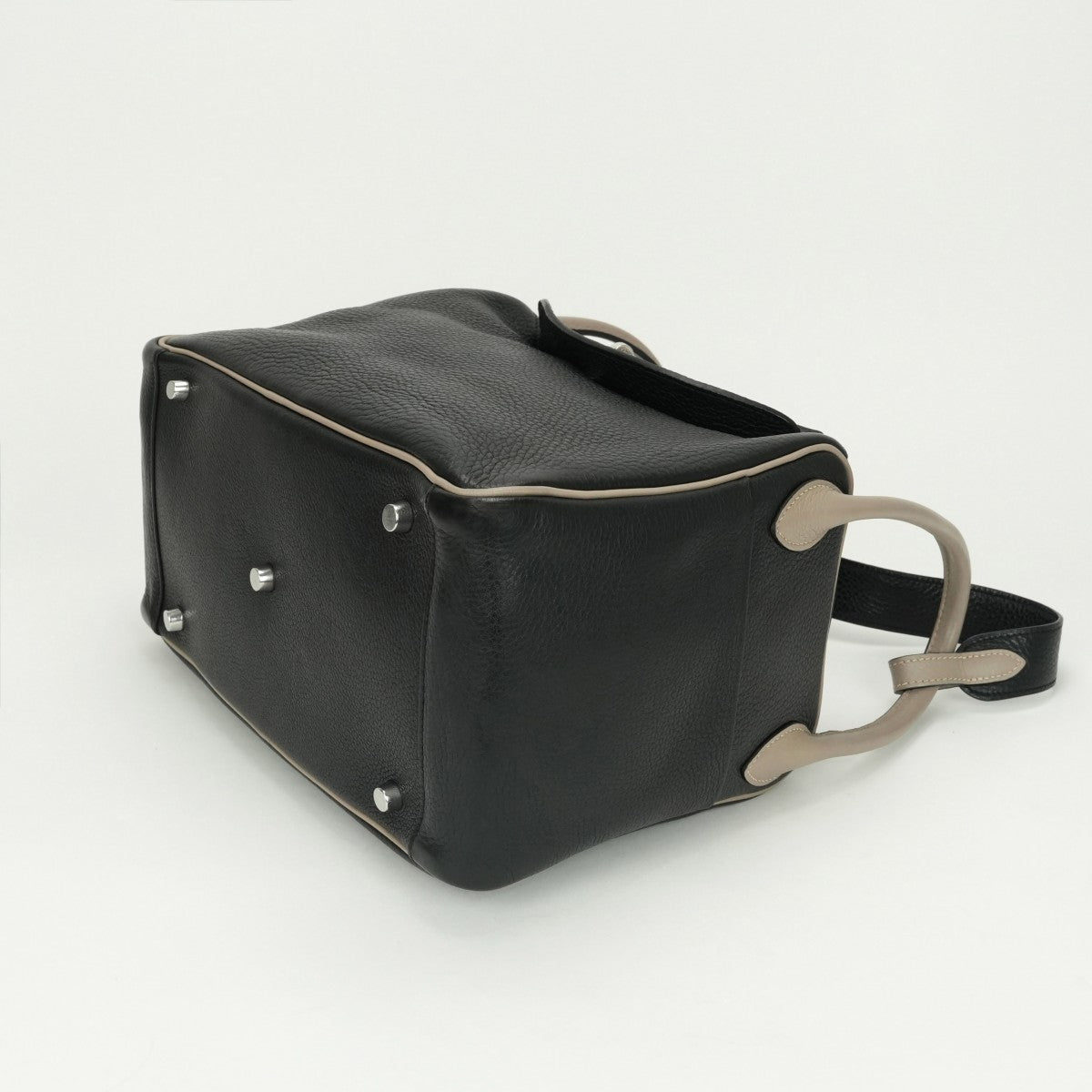 エルメス HERMES リンディ30 リンディ 30 バッグ トートバッグ ショルダーバッグ トリヨンクレマンス ノワール Noir エトゥープ Etoupe ブラック グレージュ Black 黒 シルバー金具
