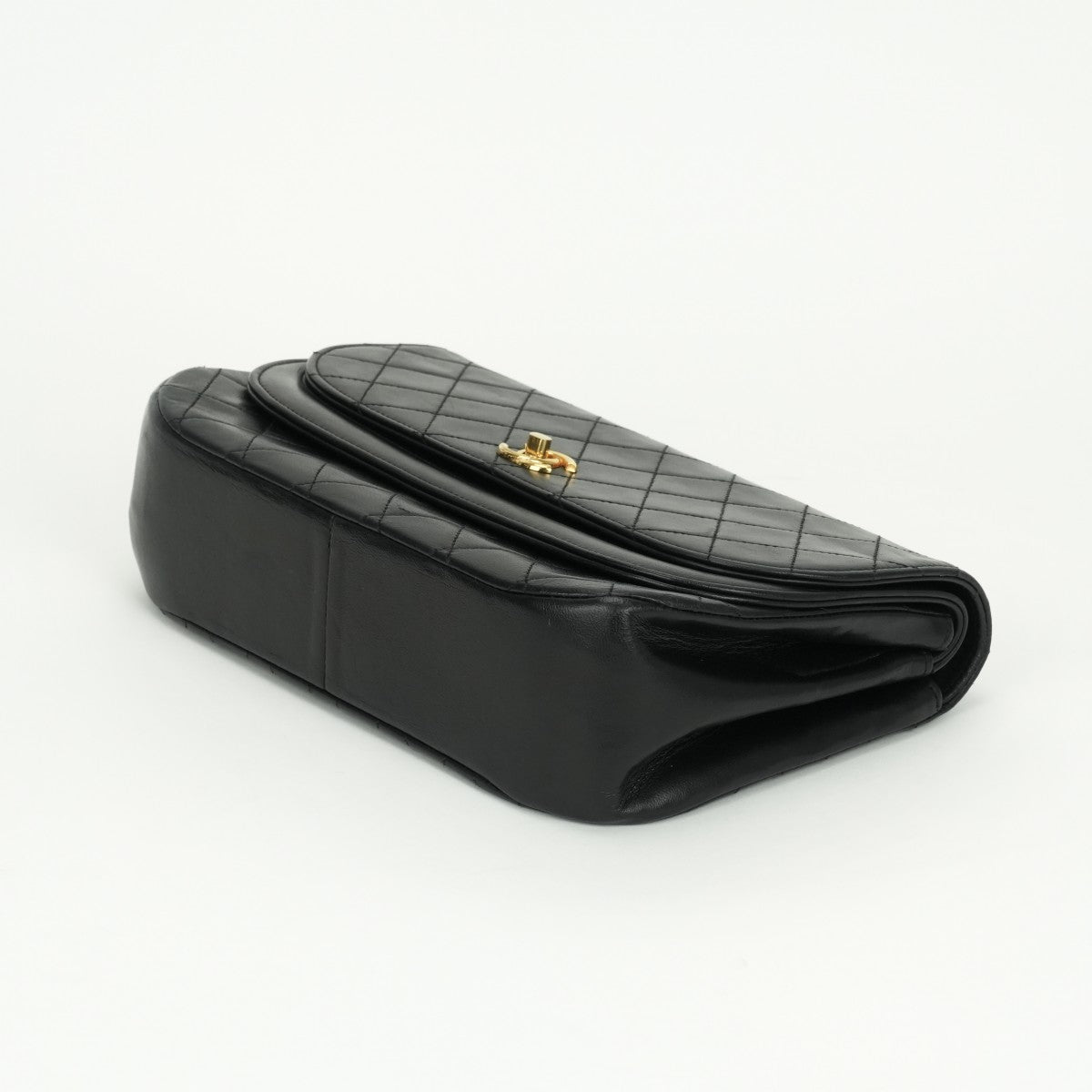 CHANEL 샤넬 Matelass? 가방 숄더백 램스 피부 검은 색 금 금속 피팅 CHANEL Matelass? Double flap 코코 마크