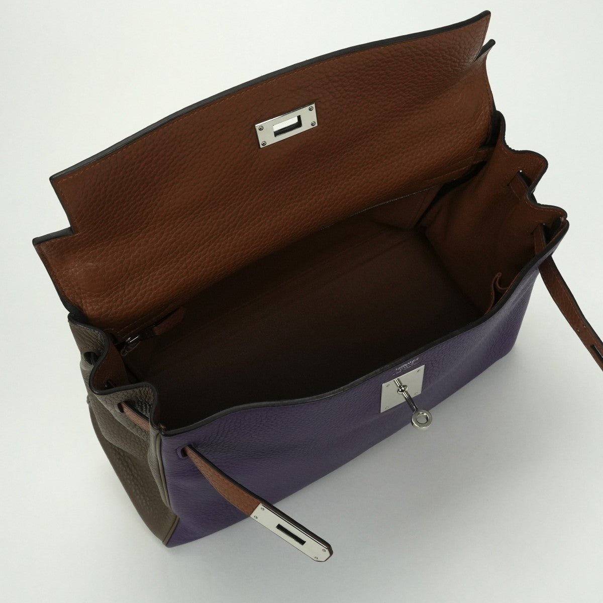 エルメス HERMES ケリー32 ケリー 32 バッグ トートバッグ ショルダーバッグ ウルトラバイオレット ゴールド エタン エトゥープ ブルーオブスキュール ブルーラン ブルー blue パープル purple グレー gray ブラウン brownUltra Violet GoldEtainEtoupeBleu ObscurBleu Rhin 紫 青 茶 シルバー金具 ハンドバッグ 2way V字金具 内縫い