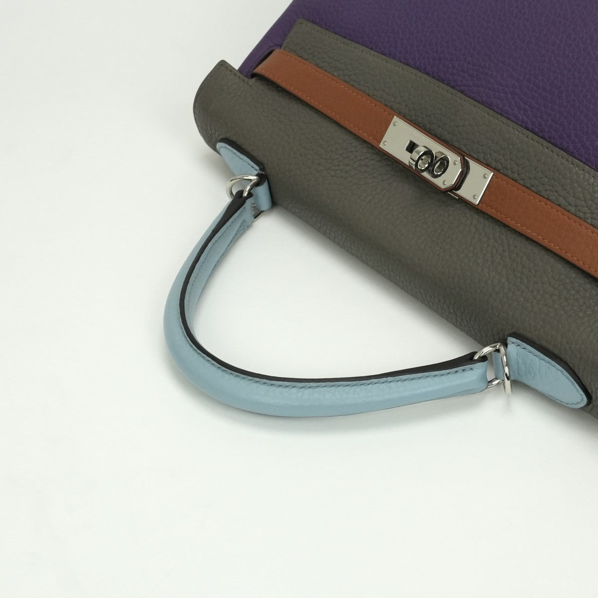 エルメス HERMES ケリー32 ケリー 32 バッグ トートバッグ ショルダーバッグ ウルトラバイオレット ゴールド エタン エトゥープ ブルーオブスキュール ブルーラン ブルー blue パープル purple グレー gray ブラウン brownUltra Violet GoldEtainEtoupeBleu ObscurBleu Rhin 紫 青 茶 シルバー金具 ハンドバッグ 2way V字金具 内縫い