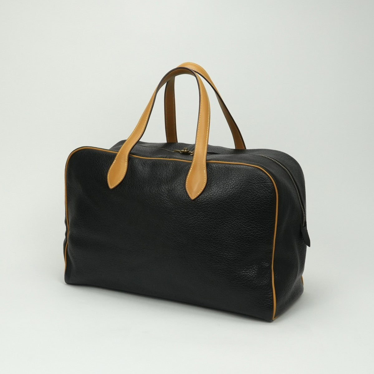エルメス HERMES ヴィクトリア43 ヴィクトリア 43 バッグ トートバッグ アルデンヌ ノワール Noir ブラック 黒 ゴールド金具 スーツケース キャリーバッグ