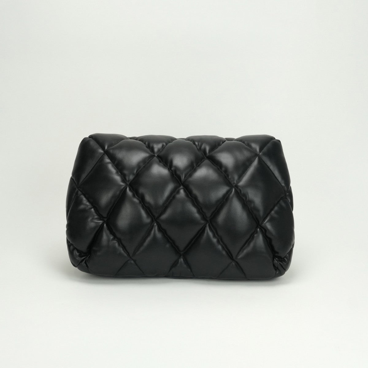 バレンシアガ BALENCIAGA TOUCH PUFFY キルティング バッグ クラッチバッグ セカンドバッグ レザー ブラック black 黒