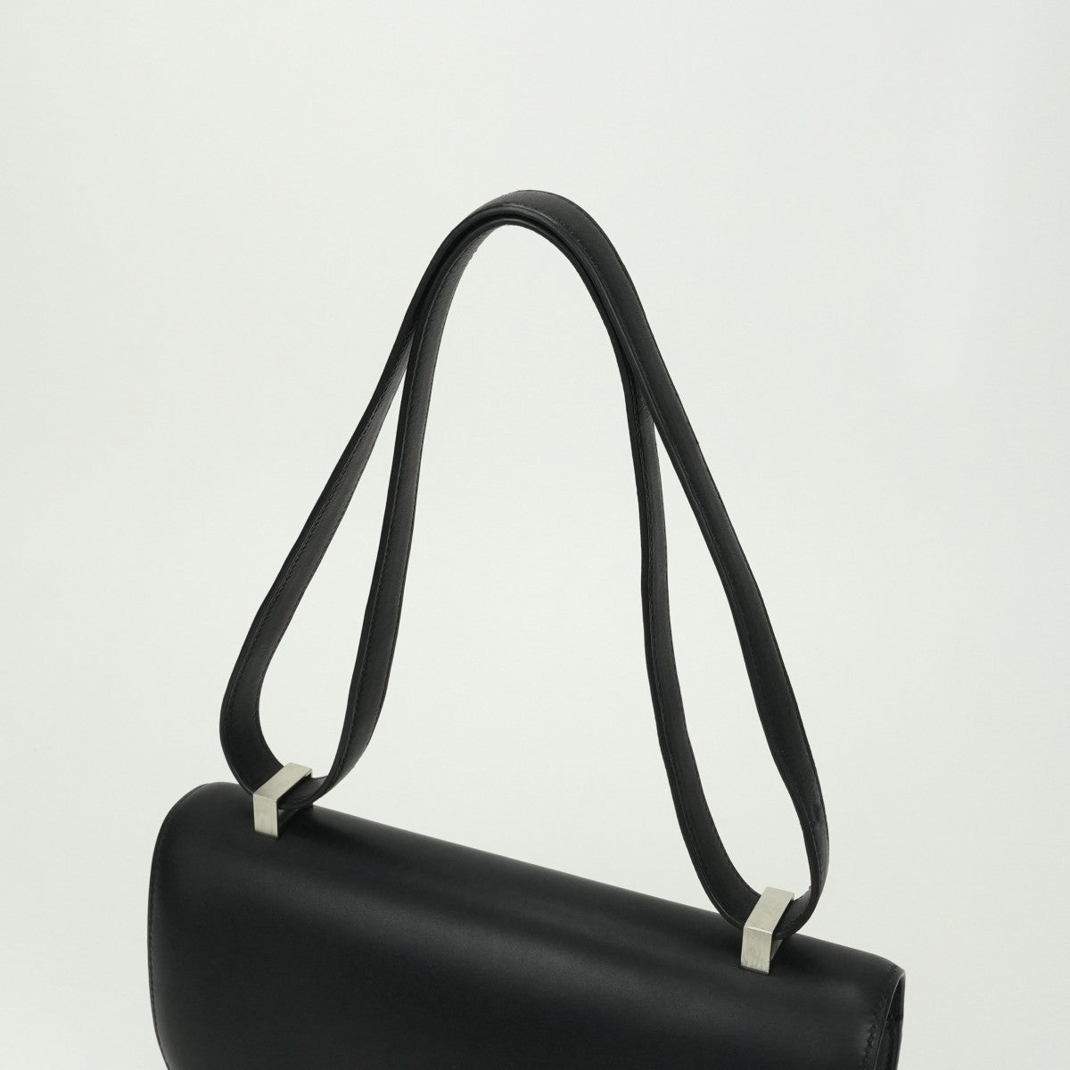 エルメス HERMES コンスタンス25 コンスタンス 25 バッグ ショルダーバッグ シャモニー ノワール noir ブラック 黒 シルバー金具 ボックスカーフ　バレニア　ヴァッシュ