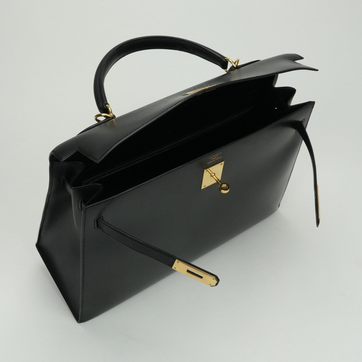 エルメス HERMES ケリー35 ケリー 35 バッグ トートバッグ ショルダーバッグ ボックスカーフ ノワール Noir ブラック Black 黒 ゴールド金具 ハンドバッグ 外縫い V字金具 2WAYバッグ