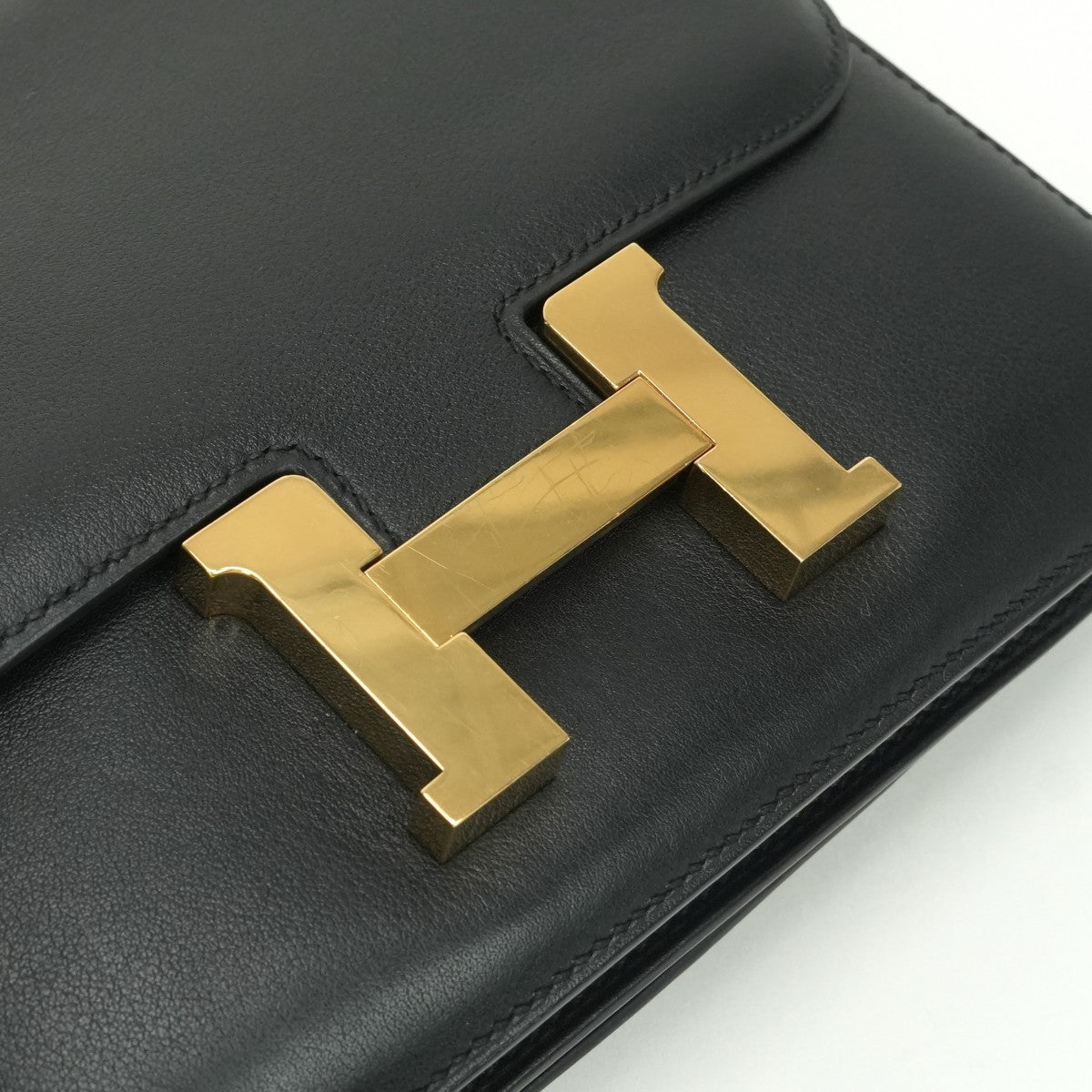 HERMES HERMES Constance 3 mini 18 Constance 3 Mini 18 Constance Mini Constance 18 Bag Shoulder Bag Swift Noir Noir Black Black Gold Hardware Vo Swift Shoulder Bag H Buckle