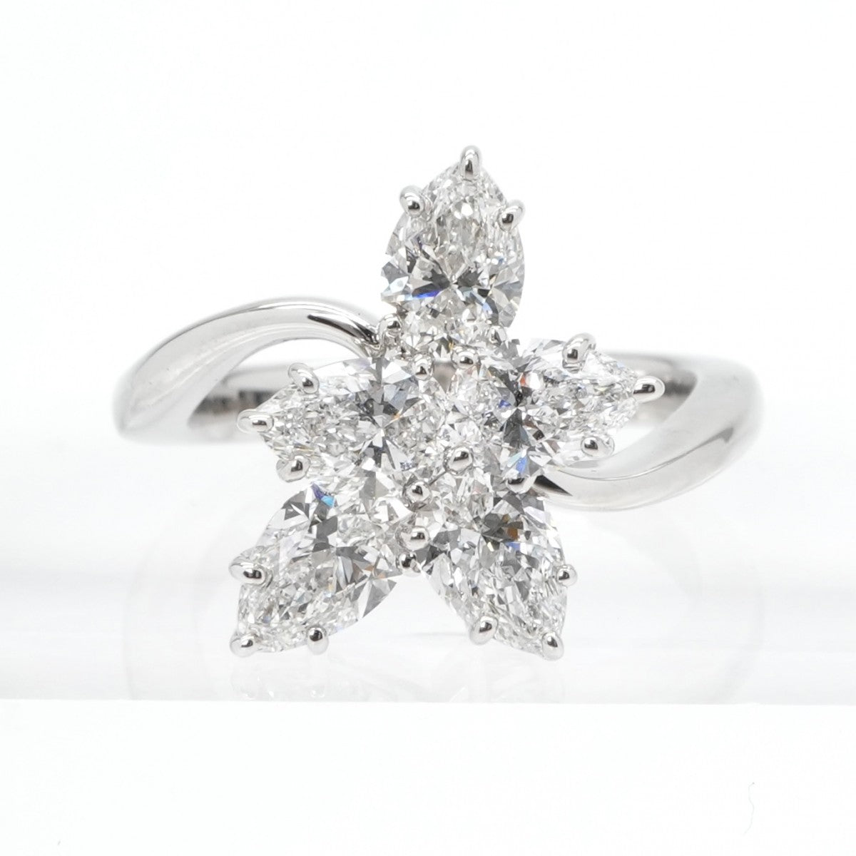 ハリーウィンストン HARRY WINSTON ウィンストン・クラスター・リング　ミディアム ウィンストンクラスターリングミディアム ウィンストン・クラスター リング 指輪 Pt950 シルバー プラチナ　ダイヤモンド