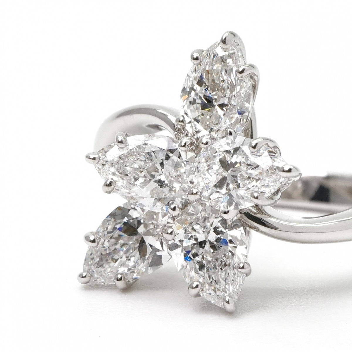 ハリーウィンストン HARRY WINSTON ウィンストン・クラスター・リング　ミディアム ウィンストンクラスターリングミディアム ウィンストン・クラスター リング 指輪 Pt950 シルバー プラチナ　ダイヤモンド
