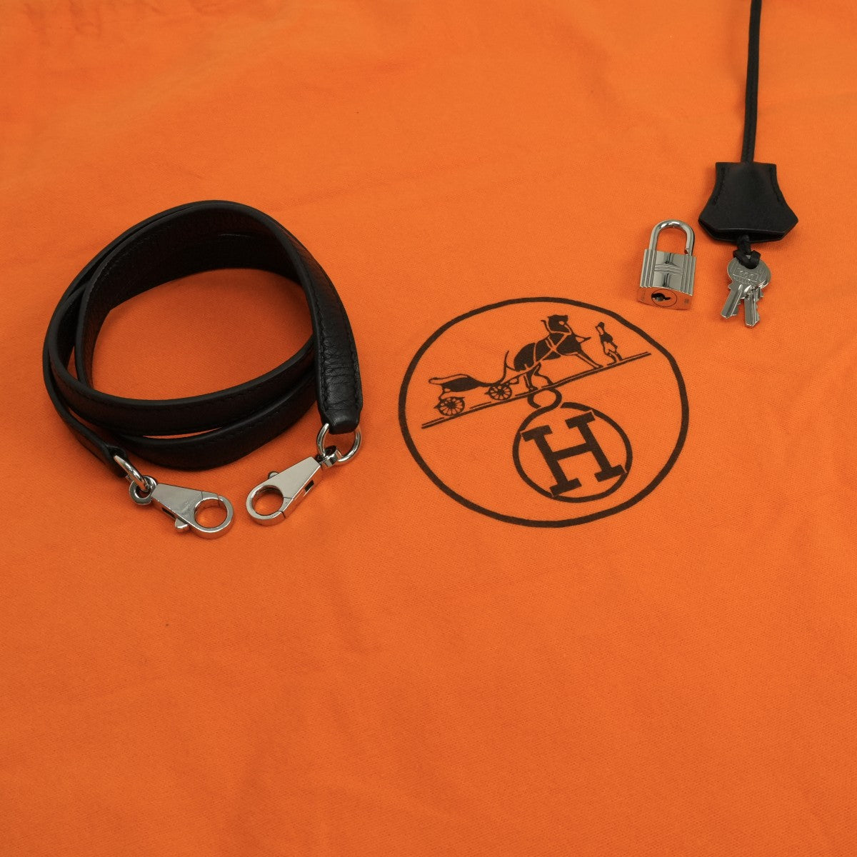 エルメス HERMES ケリー32 ケリー 32 バッグ トートバッグ ショルダーバッグ トリヨンクレマンス ノワール Noir ブラック Black 黒 シルバー金具 ハンドバッグ ショルダーバッグ V字金具