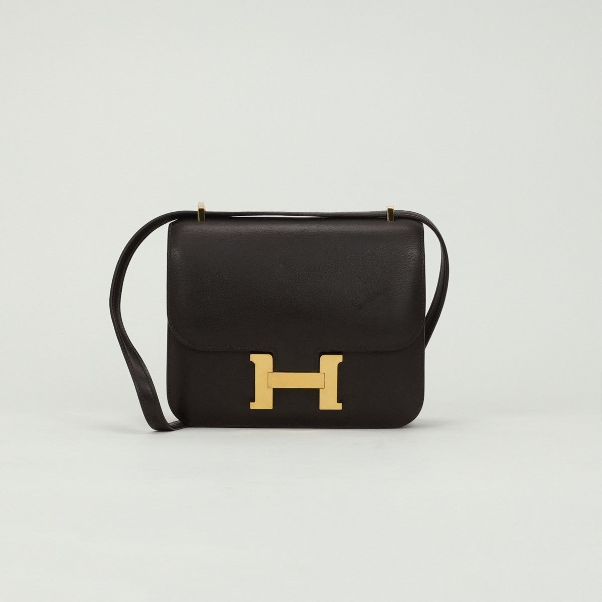 HERMES 헤르메스 Constance 3 mini 18 Constance 3 Mini 18 백 숄더백 Evercalf 카페 브라운 브라운 브라운 골드 하드웨어 Evercalf