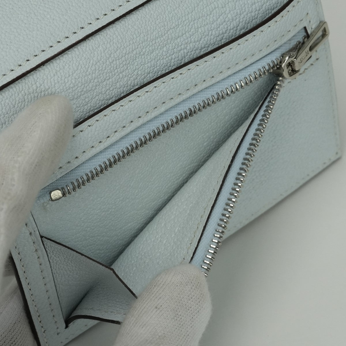 エルメス HERMES ベアンコンビネ ベアン コンビネ 財布 三つ折り財布 ミニ財布 ミニウォレット シェブルミゾル ブループリュム Bleu Plume ブルー blue 青 水色 シルバー金具 シェーブル