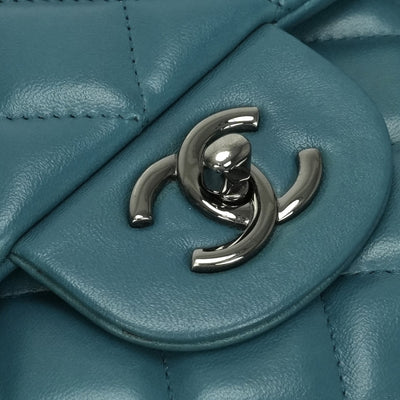シャネル CHANEL マトラッセ マトラッセ30 デカマトラッセ デカマト バッグ ショルダーバッグ ラムスキン ブルー Blue 青 シルバー金具 チェーンショルダーバッグ ココマーク ターンロック ダブルフラップ Wフラップ ダブルチェーン Wチェーン