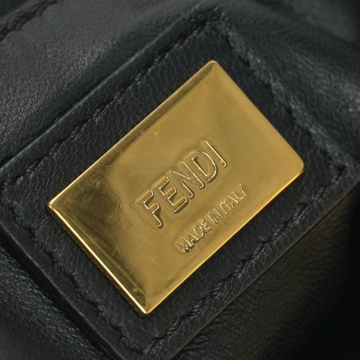 フェンディ FENDI ピーカブー スモール ミニピーカブー ピーカブーミニ バッグ トートバッグ ショルダーバッグ レザー ブラック Black 黒 ゴールド金具 ハンドバッグ 2way