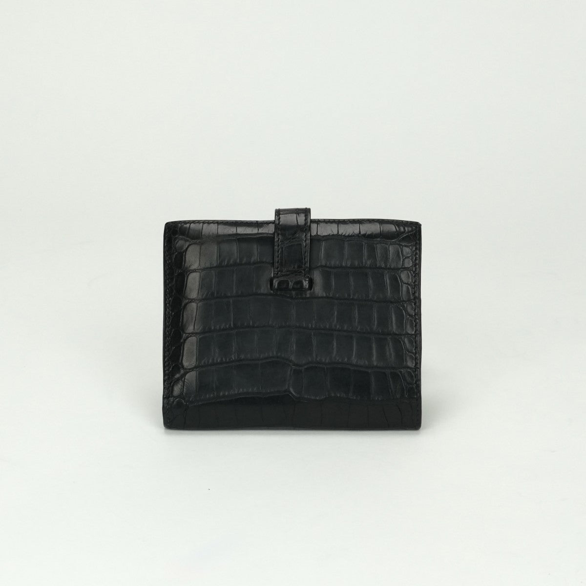 エルメス HERMES ベアンコンパクト ベアン コンパクト 財布 二つ折り財布 ミニ財布 ミニウォレット アリゲーターマット クロコダイル ノワール Noir ブラック Black 黒 シルバー金具 エキゾチック