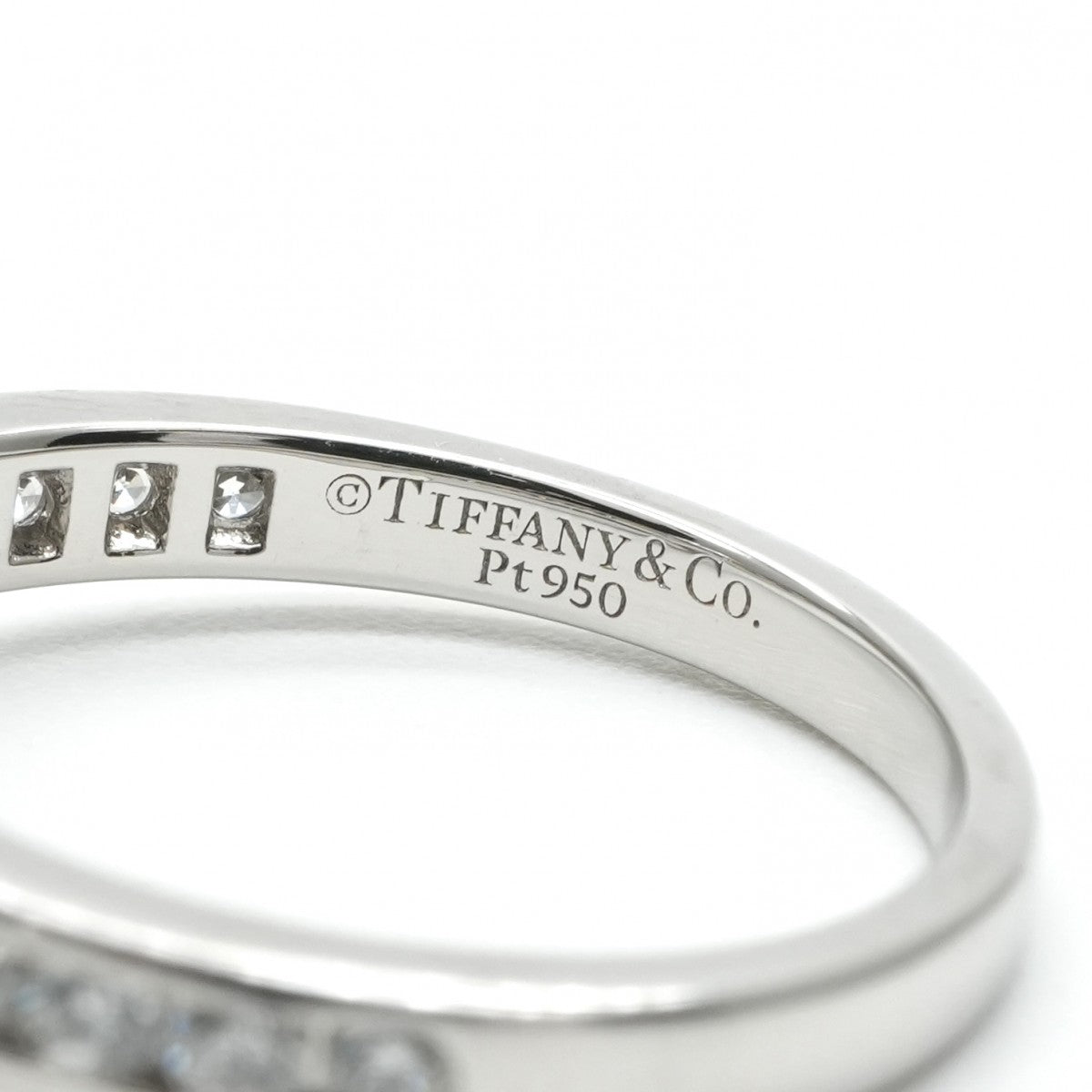 ティファニー TIFFANY&Co. エンゲージメント リング チャネル セット ダイヤモンド バンド プラチナ ハーフエタニティ ハーフサークル ティファニー　ソリテール　チャネルセッティング リング 指輪 Pt950 シルバー ダイヤリング ハーフエタニティ ハーフサークル 婚約指輪