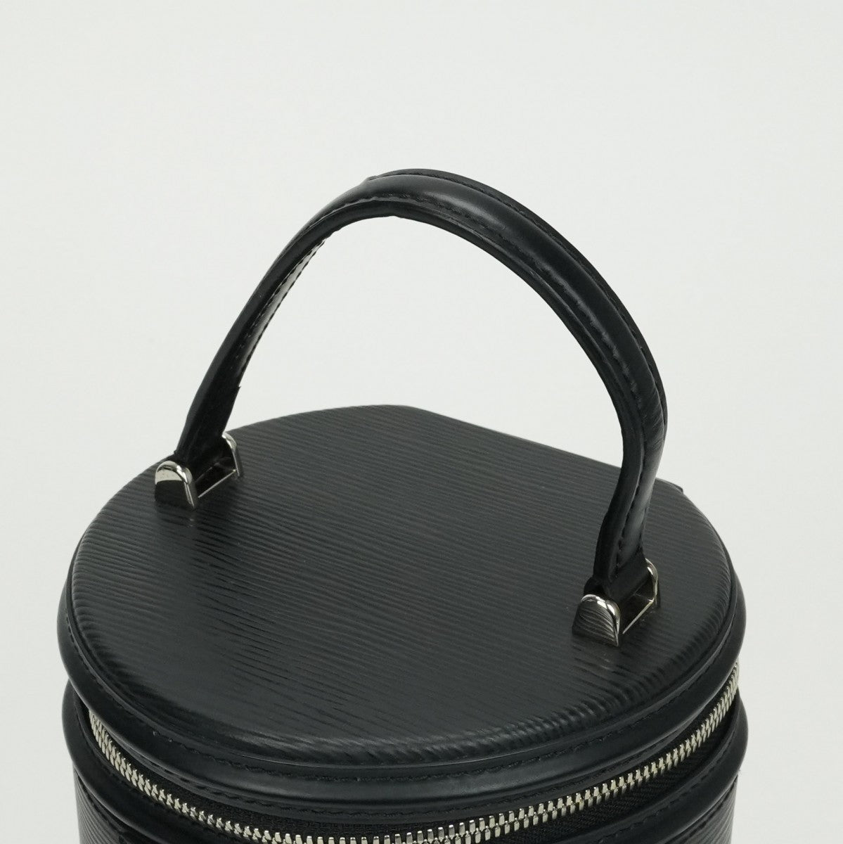 LOUIS VUITTON LOUIS VUITTON Cannes Bag Tote Bag Shoulder Bag Epi Leather Black Black Silver Fittings 2way Handbag Vanity