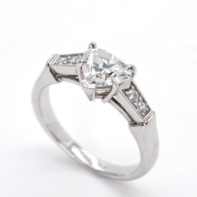 ハリーウィンストン HARRY WINSTON ハートシェイプ・クラシック・リング ハートシェイプ・クラシック・リング Classic Winston リング 指輪 Pt950 シルバー 婚約指輪　ダイヤモンド　エンゲージリング