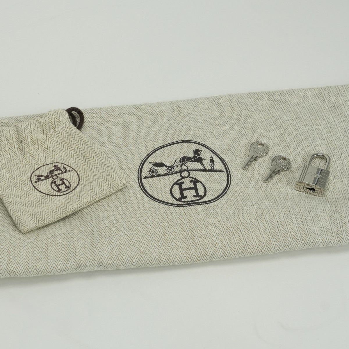 エルメス HERMES ピコタンロックPM ピコタンロック PM ピコタンPM ピコタンロック18 バッグ トートバッグ トリヨンクレマンス ブルーニュイ Bleu Nuit ネイビー Navy ブルー Blue 紺 青 シルバー ハンドバッグ