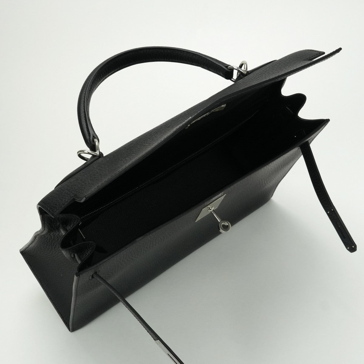 HERMES 헤르메스 Kelly 32 Kelly 32 가방, 토트 백, 숄더백, 아르 데네스, 누아르, 검은 색, 검은 색, 실버 피팅, 핸드백, 외부 봉제, 2way 백, V 자형 피팅
