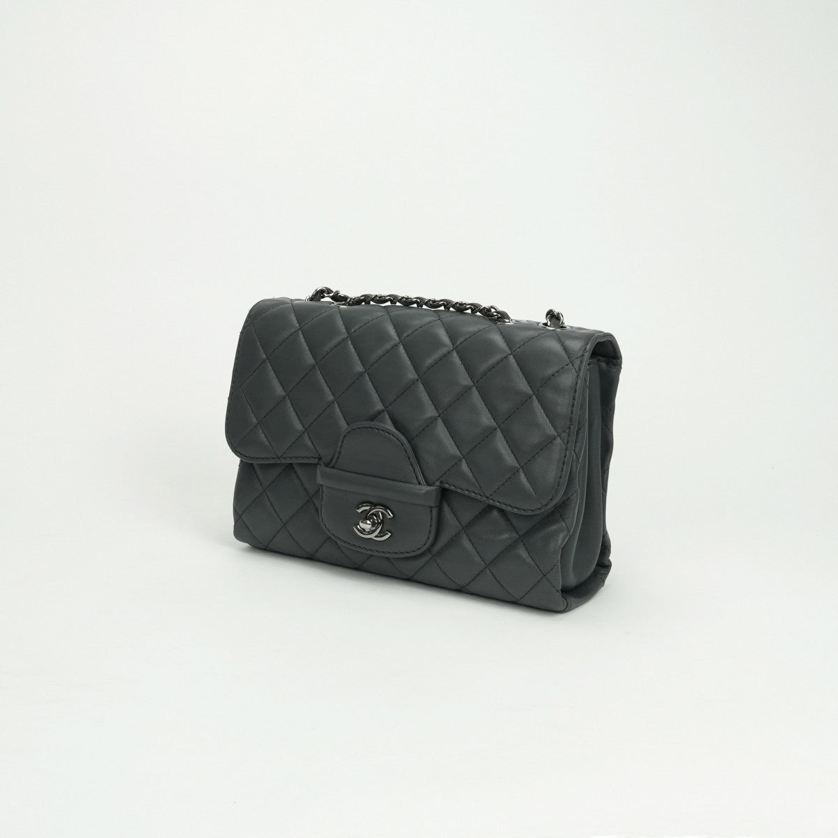 シャネル CHANEL マトラッセ バッグ ショルダーバッグ ラムスキン グレー Gray シルバー金具 チェーンショルダーバッグ ココマーク ターンロック シングルフラップ Sフラップ ダブルチェーン Wチェーン