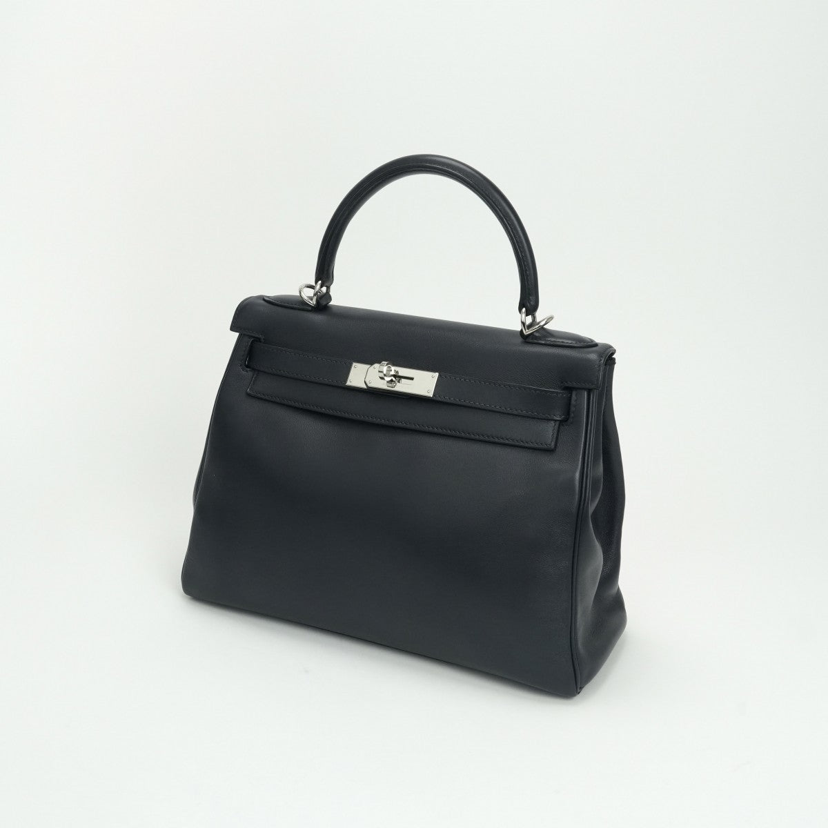 エルメス HERMES ケリー28 ケリー 28 バッグ トートバッグ ショルダーバッグ ヴォーガリバー ブルーインディゴ(推定) Blue Indigo ネイビー Navy 紺 シルバー金具 ハンドバッグ V字金具 新型金具 KELLY