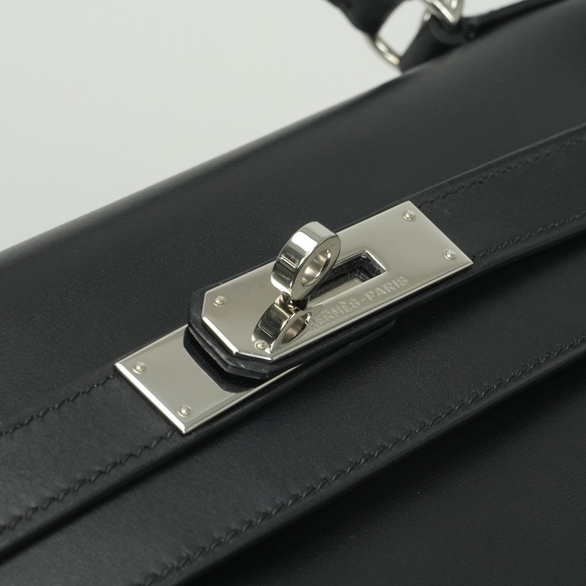 エルメス HERMES ケリー32 ケリー 32 バッグ トートバッグ ショルダーバッグ ボックスカーフ ノワール　noir ブラック Black 黒 シルバー金具 ハンドバッグ 内縫い V字金具 2Way