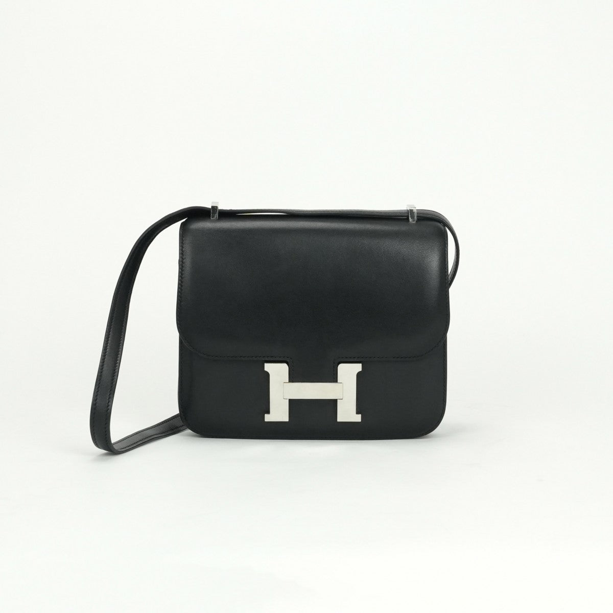 エルメス HERMES コンスタンス3 ミニ18 コンスタンス 3 ミニ 18 コンスタンスミニ コンスタンス18 バッグ ショルダーバッグ エバーカーフ ノワール　noir ブラック Black 黒 シルバー金具 ショルダーバッグ Hバックル