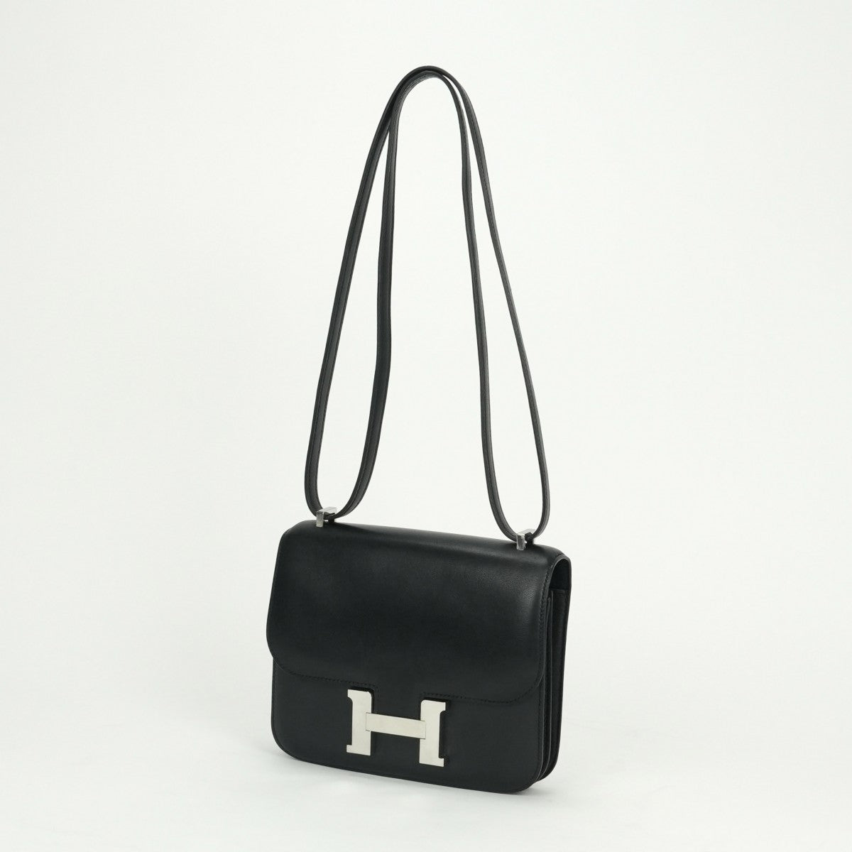 エルメス HERMES コンスタンス3 ミニ18 コンスタンス 3 ミニ 18 コンスタンスミニ コンスタンス18 バッグ ショルダーバッグ エバーカーフ ノワール　noir ブラック Black 黒 シルバー金具 ショルダーバッグ Hバックル
