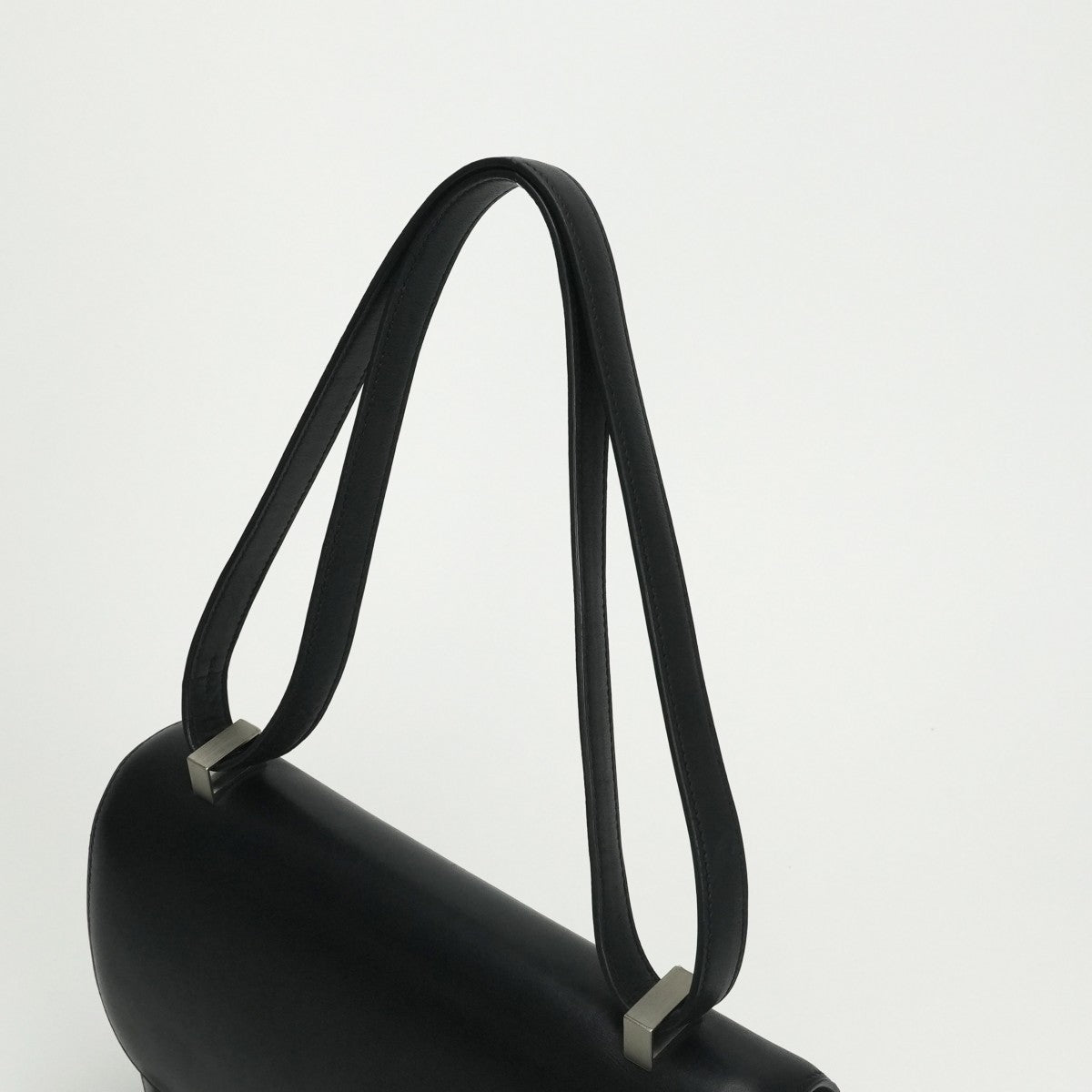 エルメス HERMES コンスタンス25 コンスタンス 25 バッグ ショルダーバッグ バレニア ノワール Noir ブラック Black 黒 シルバー金具 Hバックル