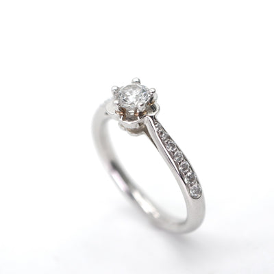 シャネル CHANEL エンゲージメントリング ハーフエタニティ ハーフサークル カメリア コレクション リング 指輪 Pt950 シルバー