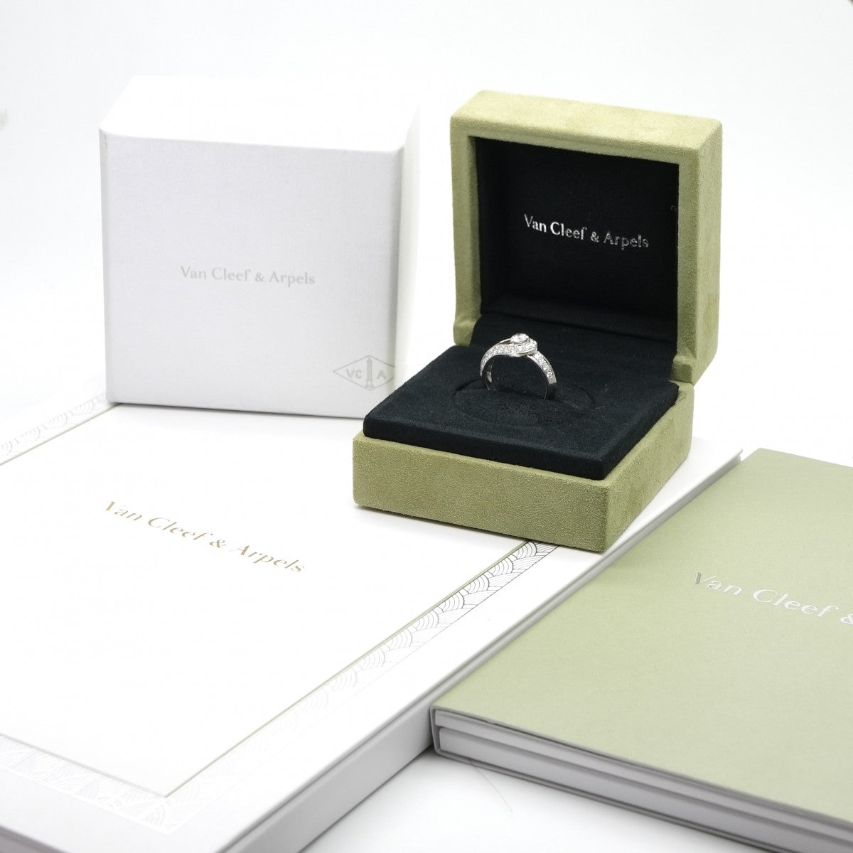 ヴァンクリーフ＆アーペル Van Cleef & Arpels クチュール クチュール リング 指輪 Pt950 シルバー ダイヤリング 婚約指輪 エンゲージリング プラチナ