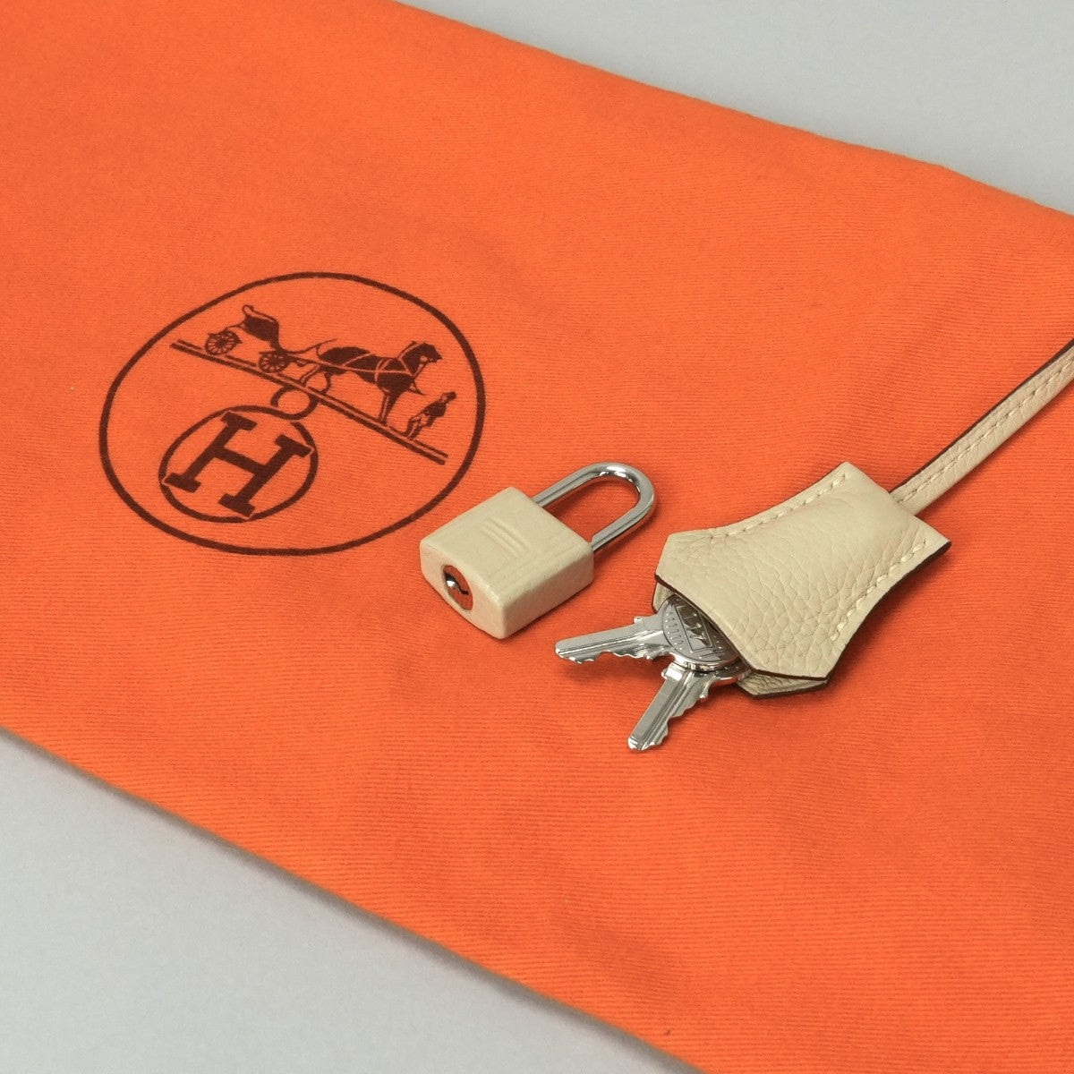 エルメス HERMES バーキン35 バーキン 35 バッグ トートバッグ トリヨンクレマンス パルシュマン Parchemin ベージュ系 beige シルバー金具