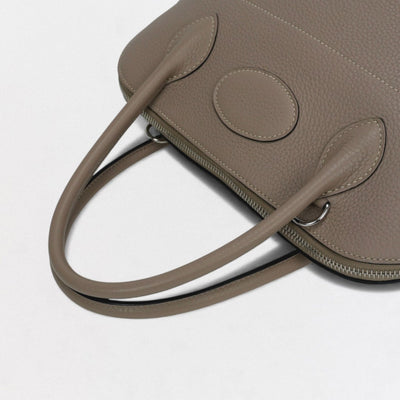 HERMES 爱马仕 Bolide 31 Bolide 31 包袋 托特包 Taurillon Clemence Tourtière 灰色 Gristourterelle 灰色 灰色 银色五金 手提包