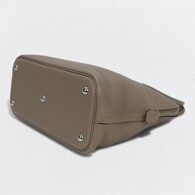 HERMES 爱马仕 Bolide 31 Bolide 31 包袋 托特包 Taurillon Clemence Tourtière 灰色 Gristourterelle 灰色 灰色 银色五金 手提包