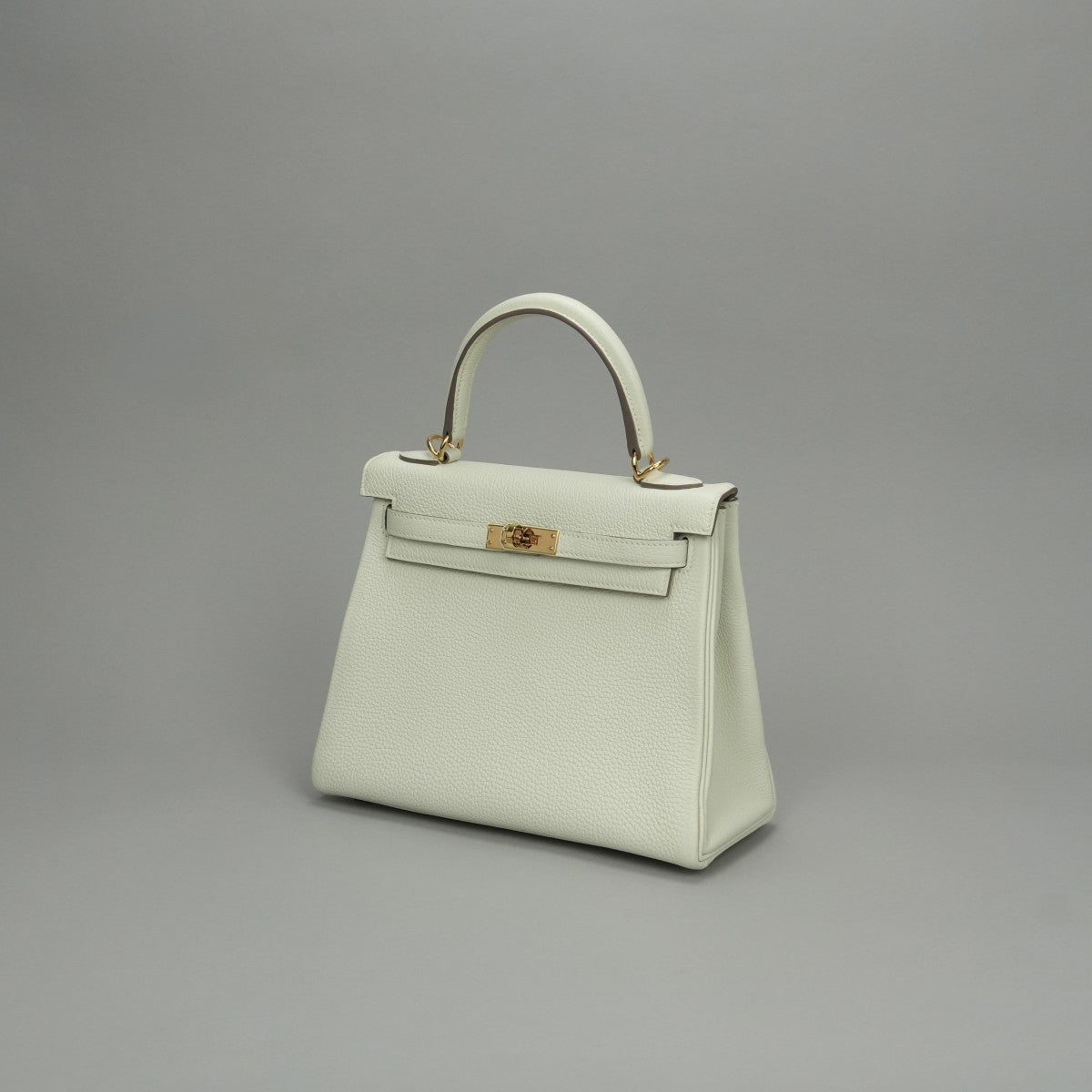 HERMES 爱马仕 Kelly 25 Kelly 25 包袋 托特包 单肩包 Togo 蘑菇白色 白金五金 手提包 2Way V 形五金