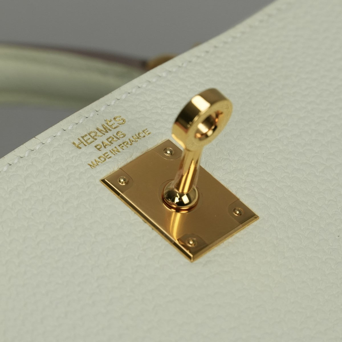 HERMES 爱马仕 Kelly 25 Kelly 25 包袋 托特包 单肩包 Togo 蘑菇白色 白金五金 手提包 2Way V 形五金