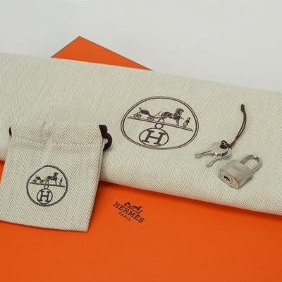 HERMES 爱马仕 Picotin lock MM Picotin lock MM Picotin lock 22 Bag 托特包 Taurillon Clemence Etoupe 灰色 银色五金 手提包