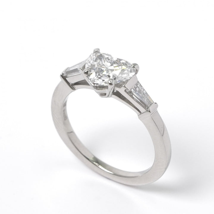 ブルガリ BVLGARI ソリテール・リング グリフ リング 指輪 Pt950